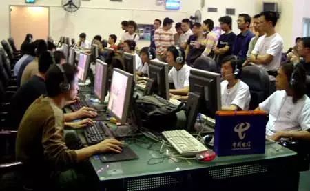 30年首人 30年首人