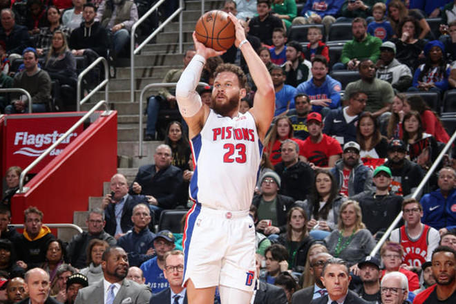 着举足轻重 着举足轻重